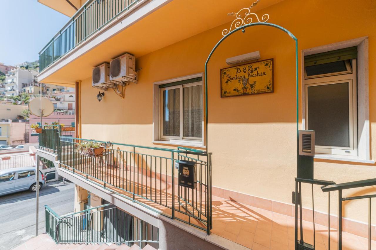 Fontana Vecchia Bed & Breakfast Taormina Bagian luar foto